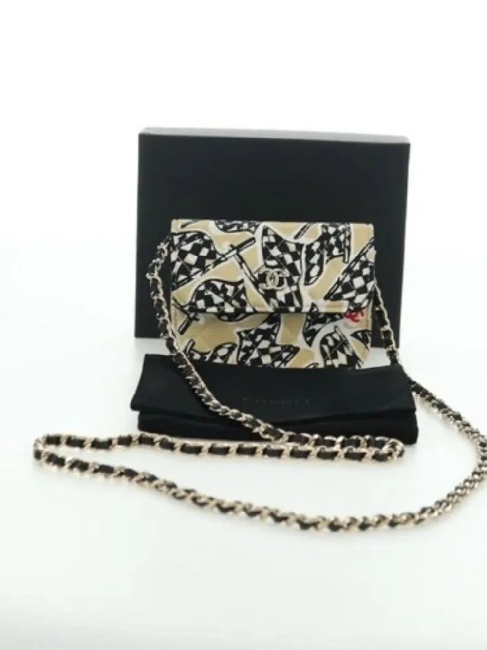CHANEL Matelasse Checker Flag Chain Pouch Cotton Beige CC Auth YKZ1020SAM